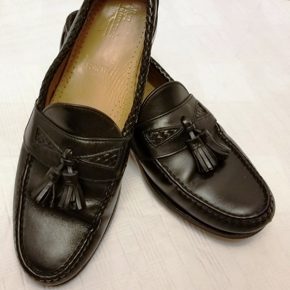 EUC. Allen Edmonds Maxfield Moccasins. Size 11B - Picture 1 of 8